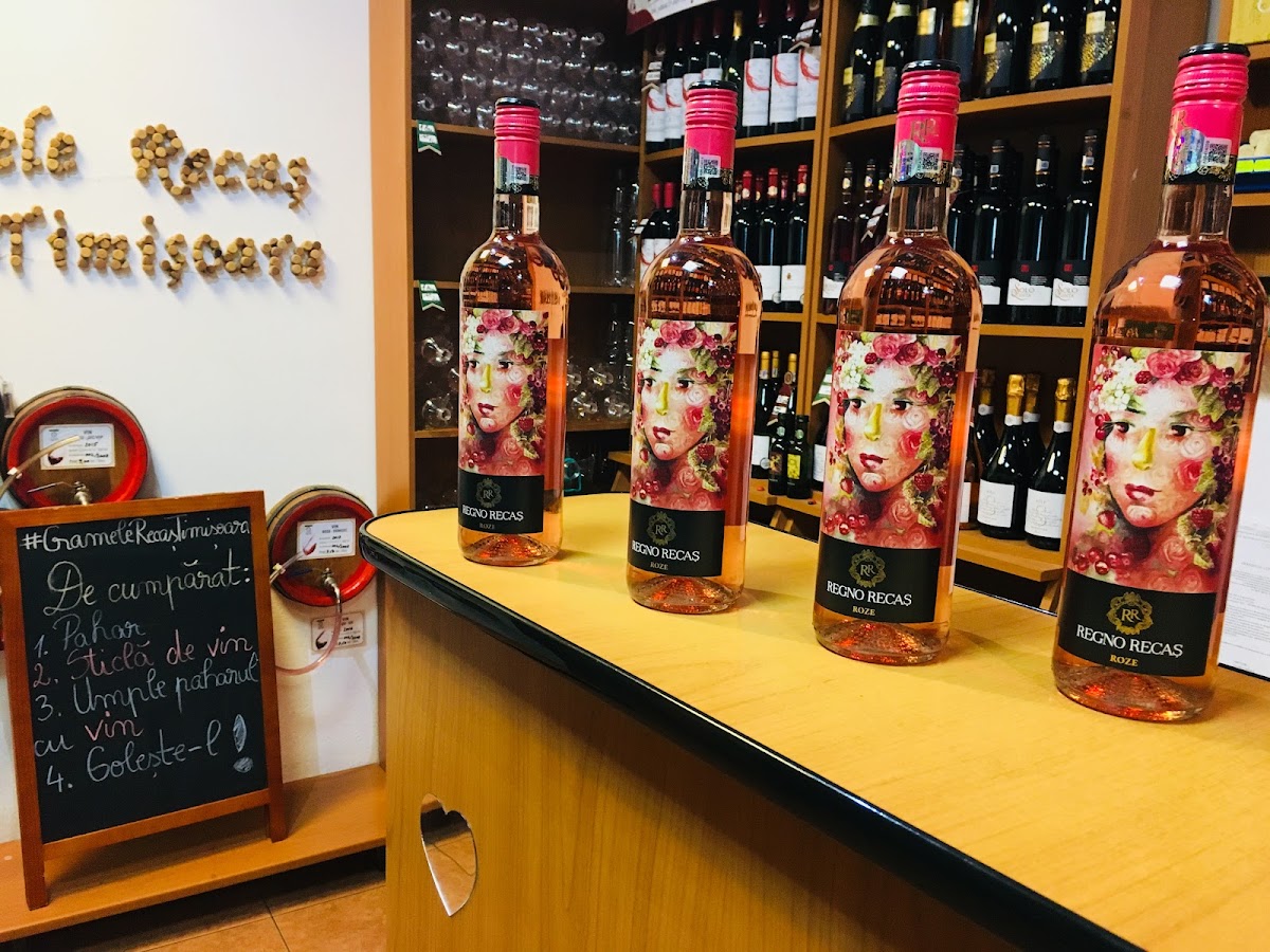 Foto von Stația cu Vin/Cramele Recaş