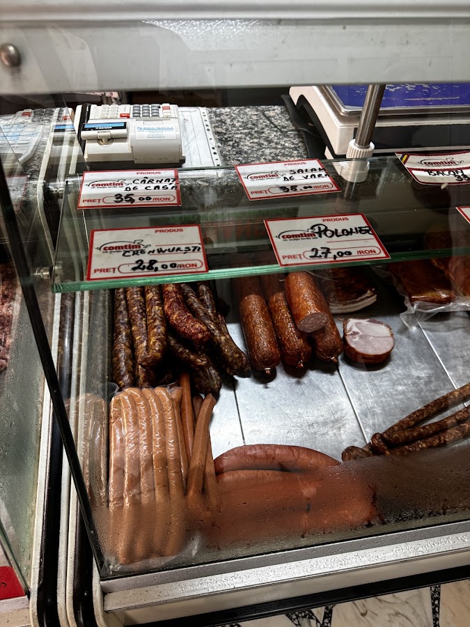 Foto von La Sandu - preparate din carne