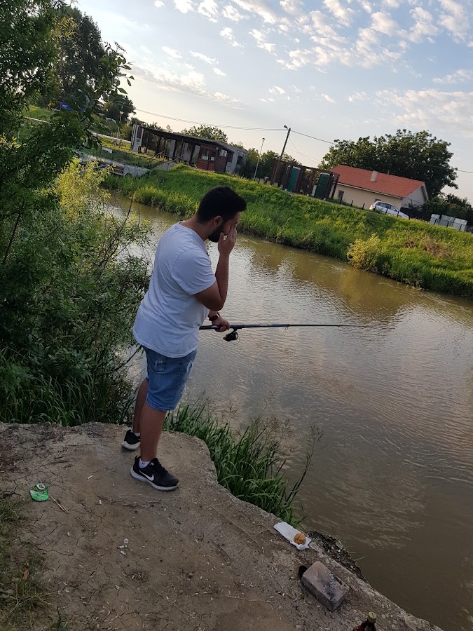 Foto von Articole De Pescuit