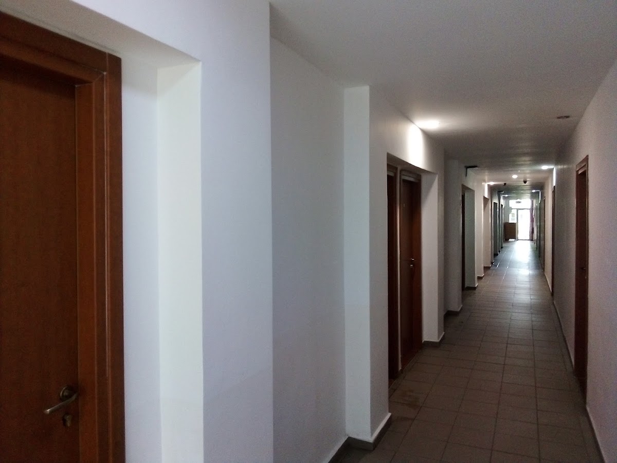 Photo de Hostel Moara cu Noroc
