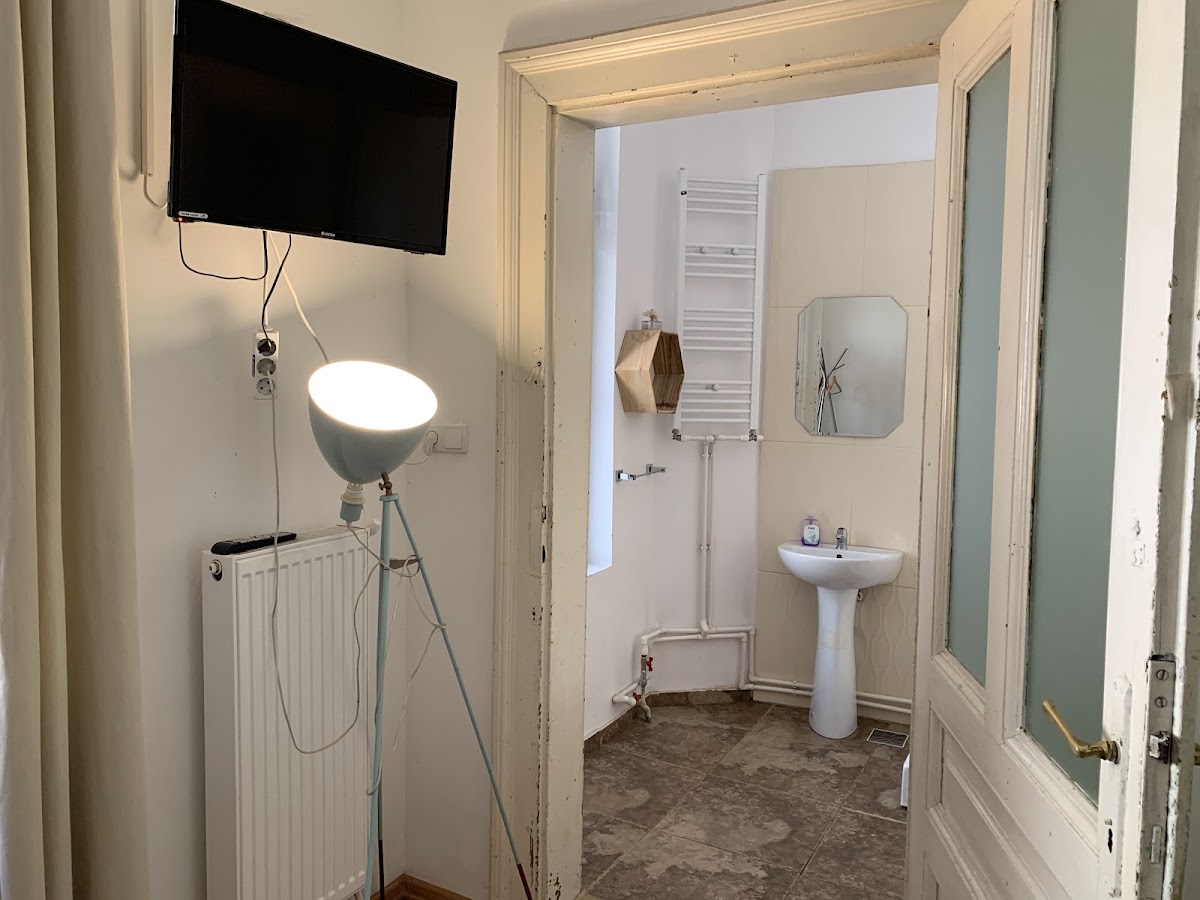 Photo de Hostel Cornel