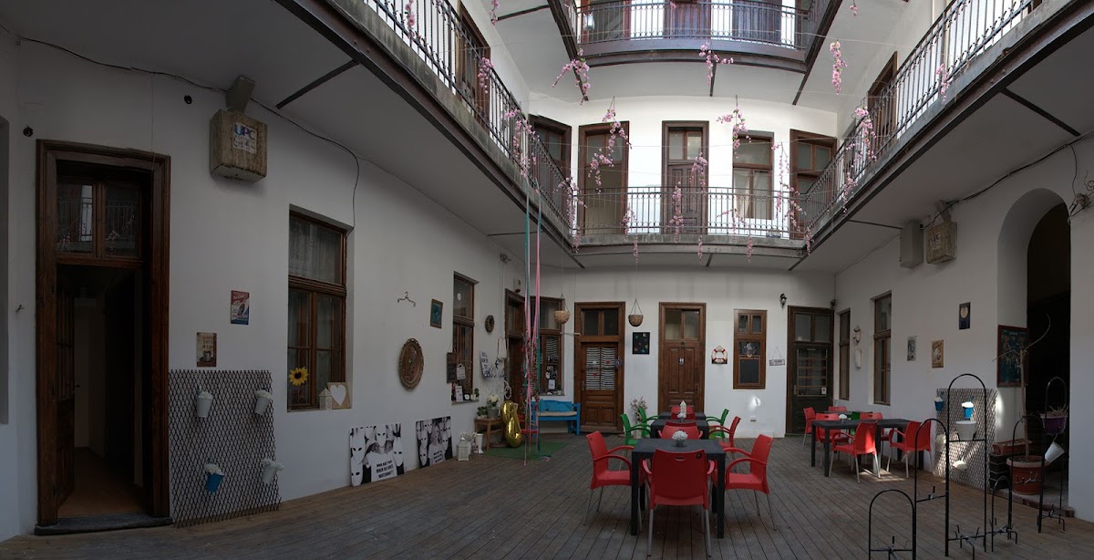 Photo de Hostel Cornel