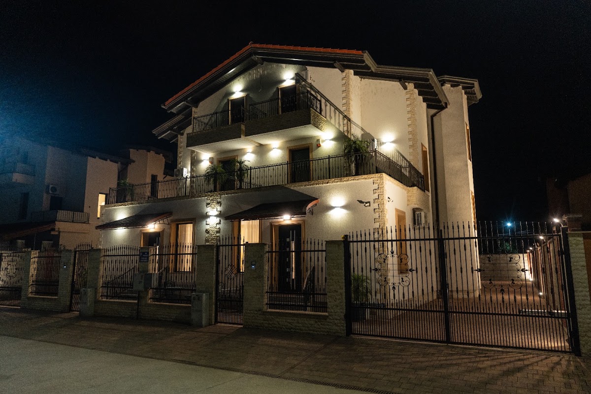 Photo of VILLA HARRY