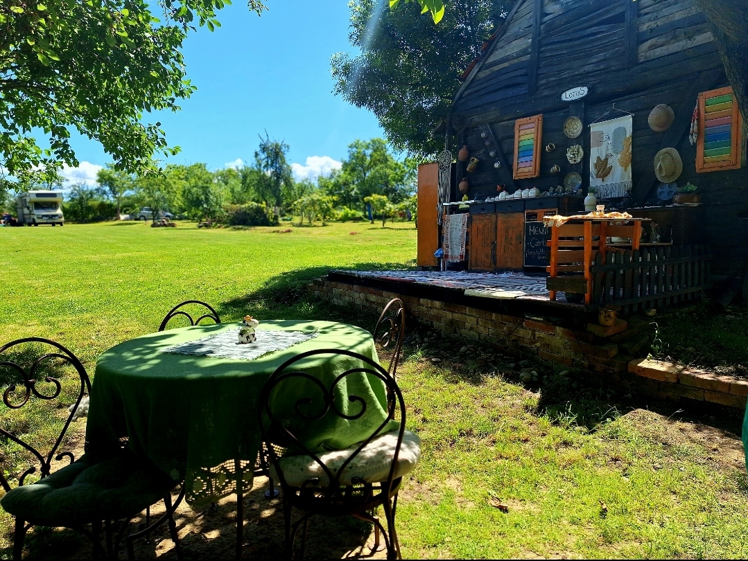 Photo de Lotus Mellow - Lounge & Camping