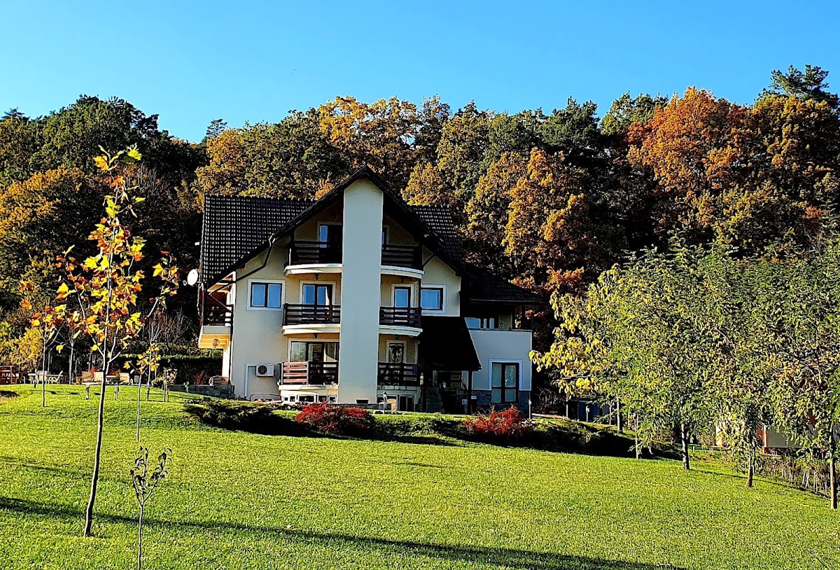 Photo of Forest Villa