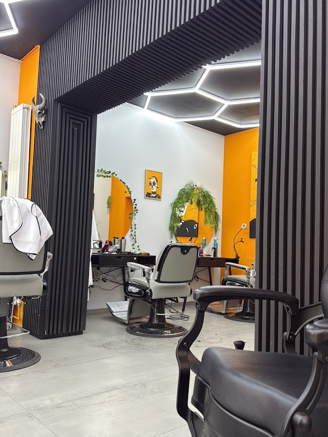 Foto von Raver's Cut Salon