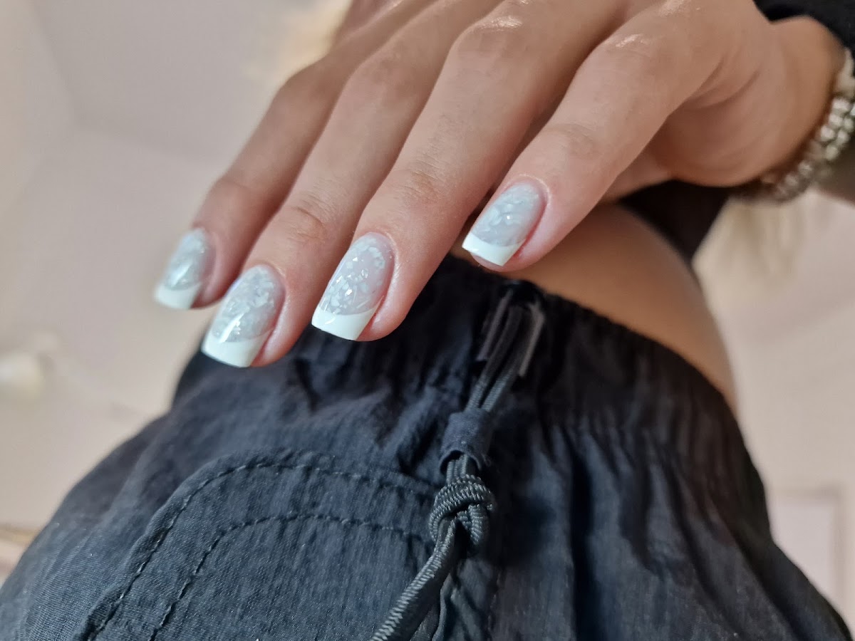 Fotografie de Rus Marinela Nail Trainer