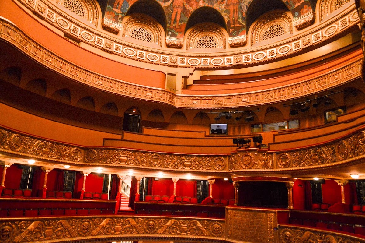 Foto des Nationaltheaters "Mihai Eminescu"