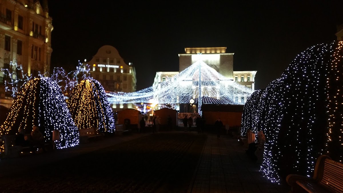 Foto von Teatrul Național "Mihai Eminescu"