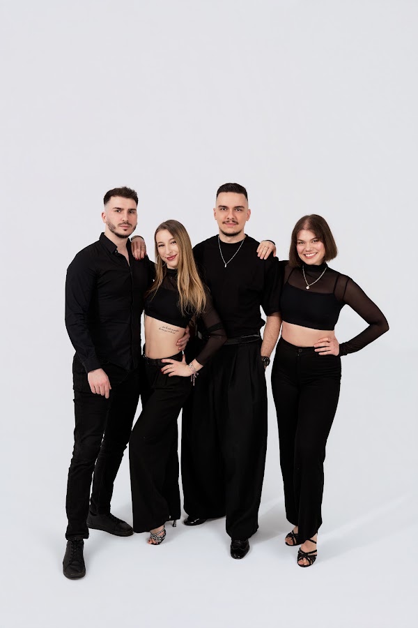 Photo of Baila Na’ Ma’ Dance Company