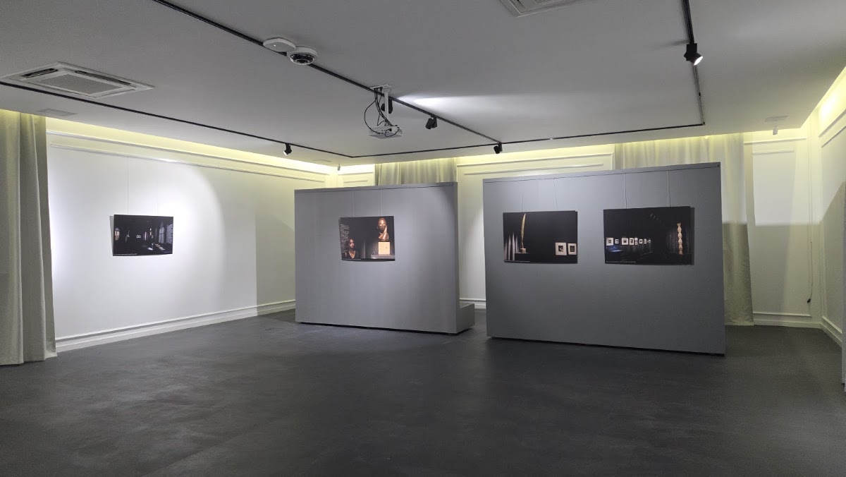 Photo of UVT Art Center / Galeria cu Platani