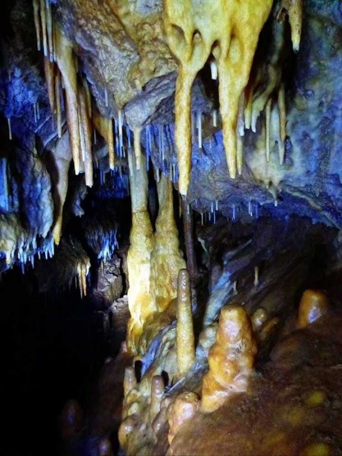 Foto der Höhle ”Blaue” Pietroasa