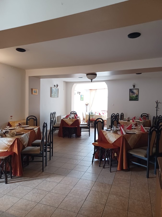 Fotografie a RESTAURANT BRIANA