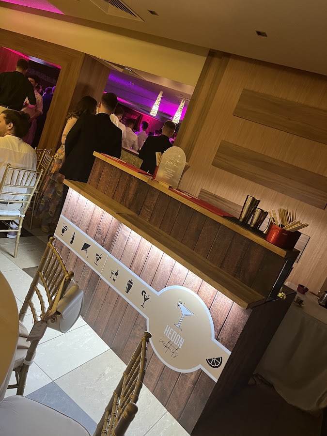 Photo de Hedon Cocktails - bar à cocktails mobile et service traiteur de boissons