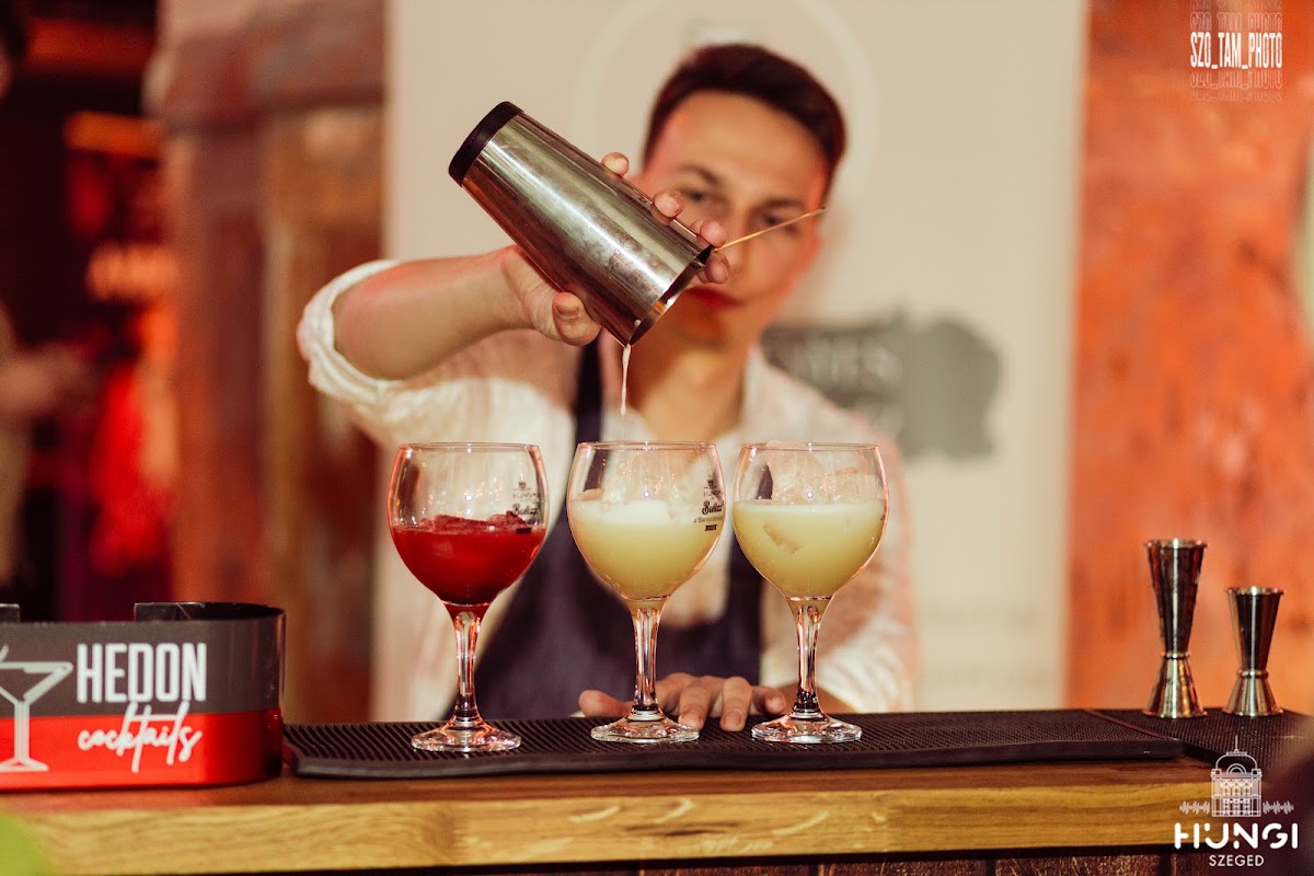Photo de Hedon Cocktails - mobil koktélbár és ital catering