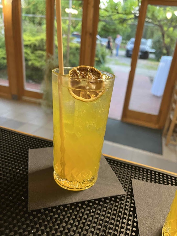 Photo de Hedon Cocktails - mobil koktélbár és ital catering