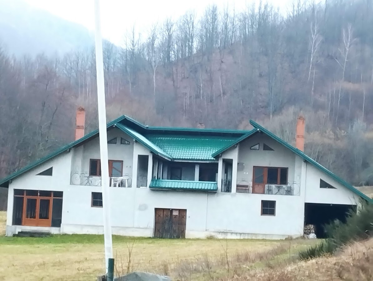 Foto di Casuța din pădure