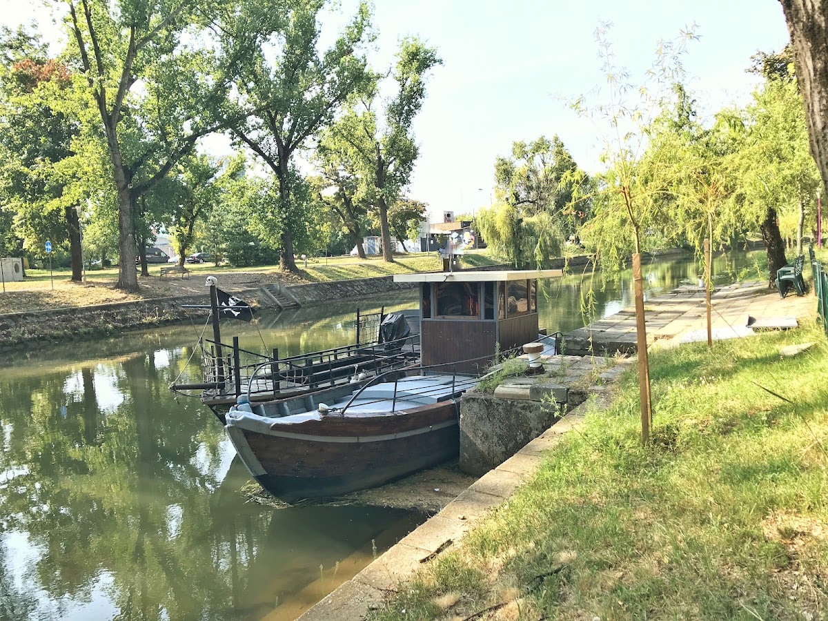 Photo of Corabia Piraților