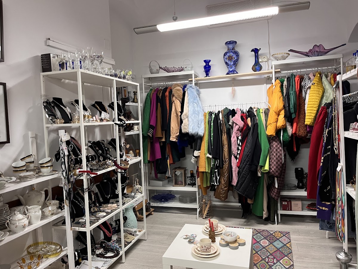 Photo of Emina Fashion Studio .