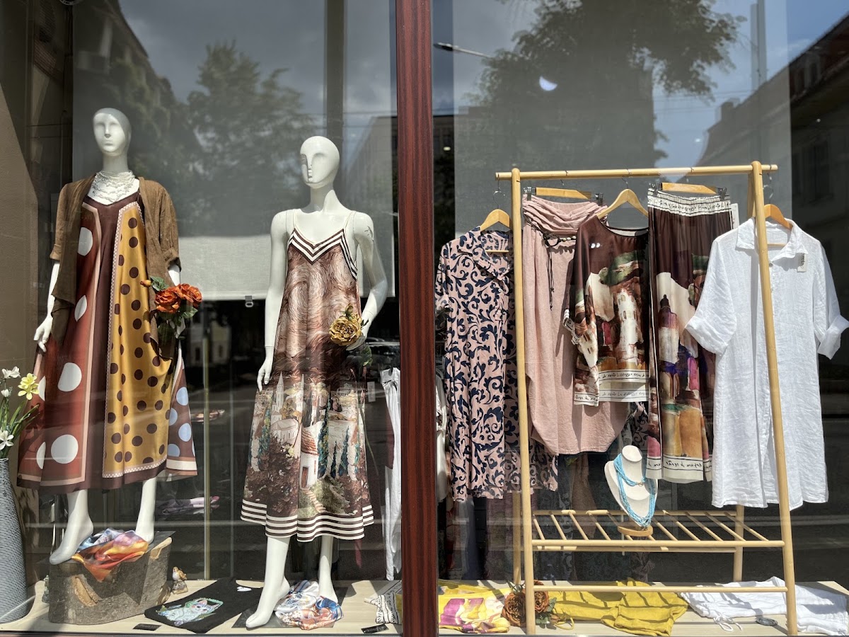 Foto di dress up store