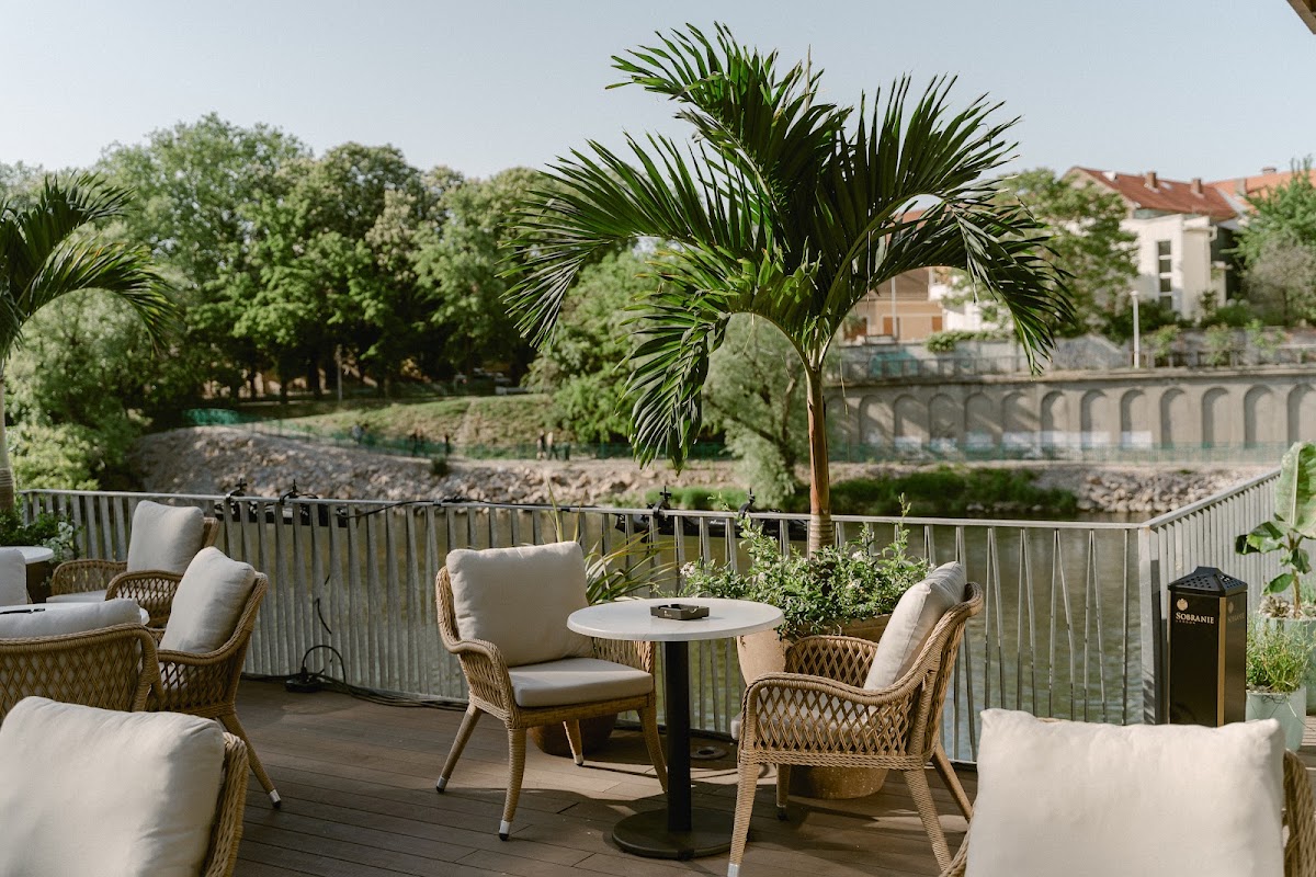 Photo of Botanic by Armonia