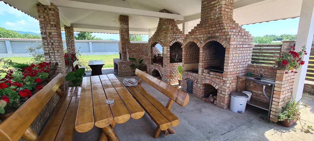 Photo of Casa Ursilor Pensiune Restaurant