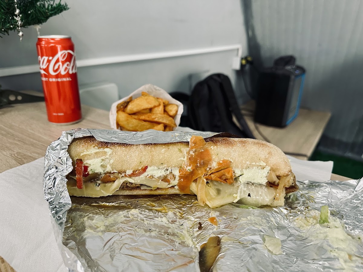 Foto von Maya'Sandwich & Burger