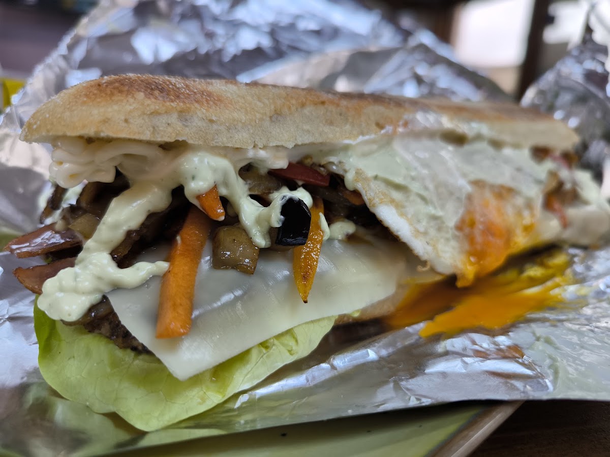 Foto von Maya'Sandwich & Burger