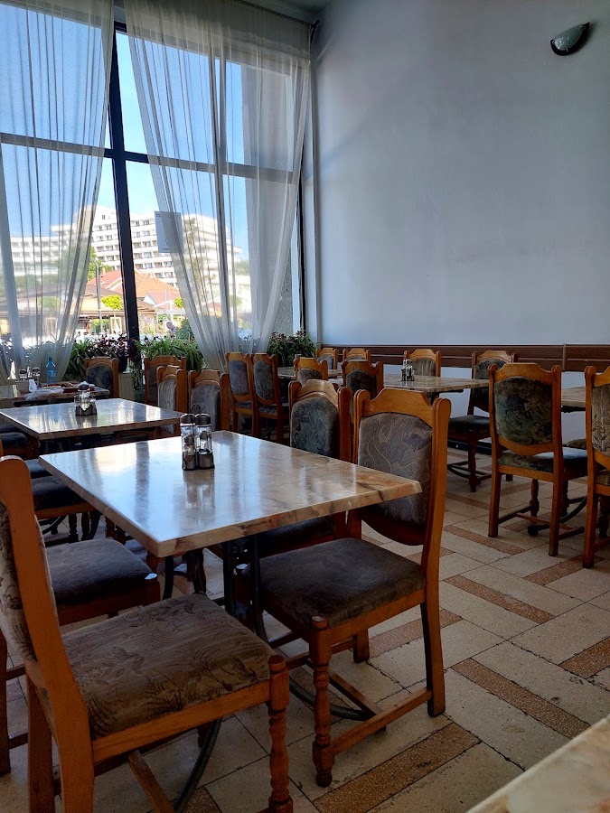 Fotografie a Restaurantului Autoservire