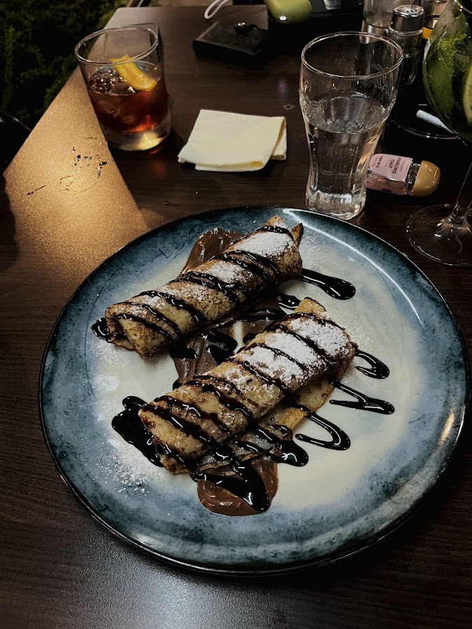 Photo de Restaurant Cofetarie La Teatru