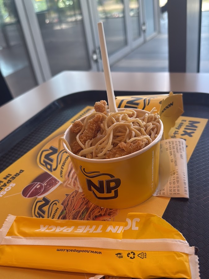 Foto di Noodle Pack Lotus Center