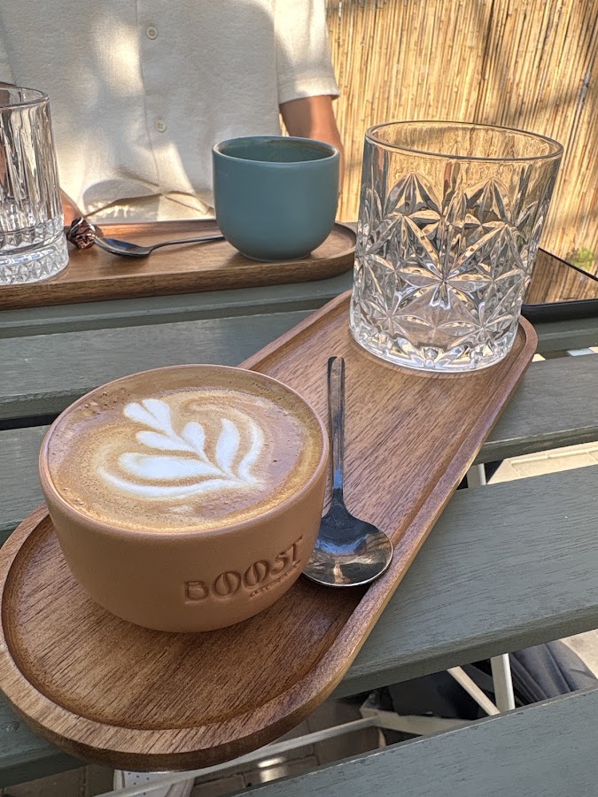 Foto von BOOST COFFEE SHOP - cafenea de specialitate
