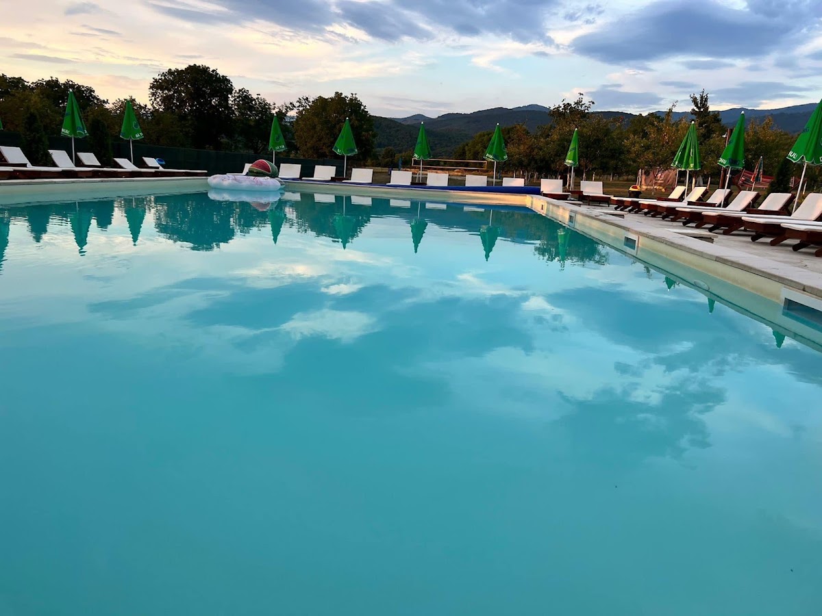 Fotografie de SunGarden&Pool-Câmpani