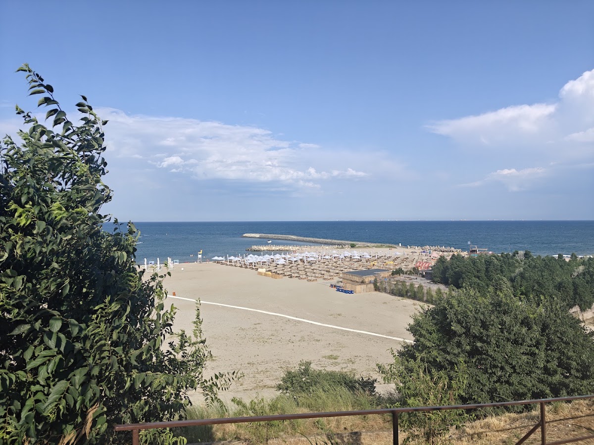 Foto von Zoom Beach