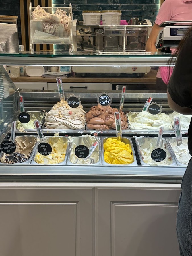 Foto von Gelateria Pomo D'oro Oradea