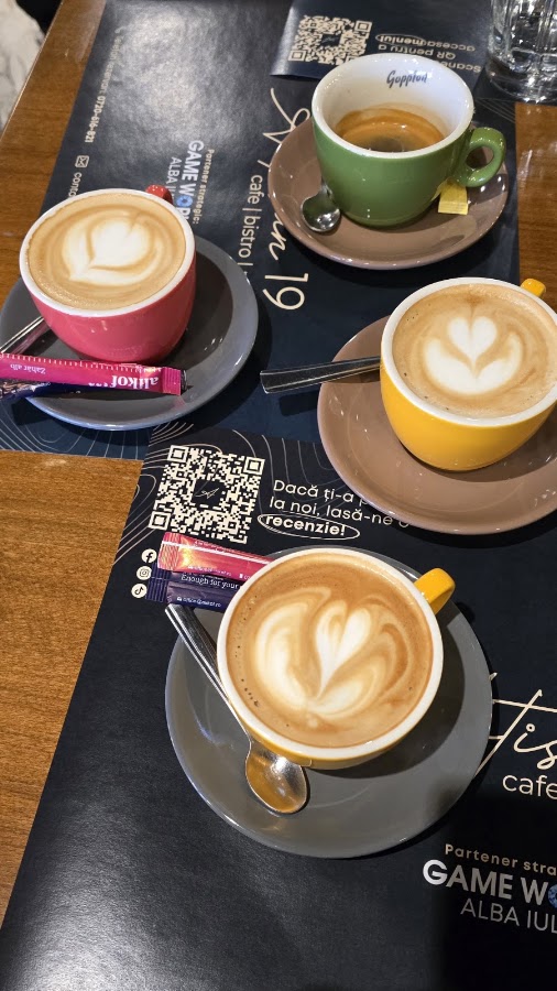 Photo de Artisan 19 - restaurant, speciality coffee