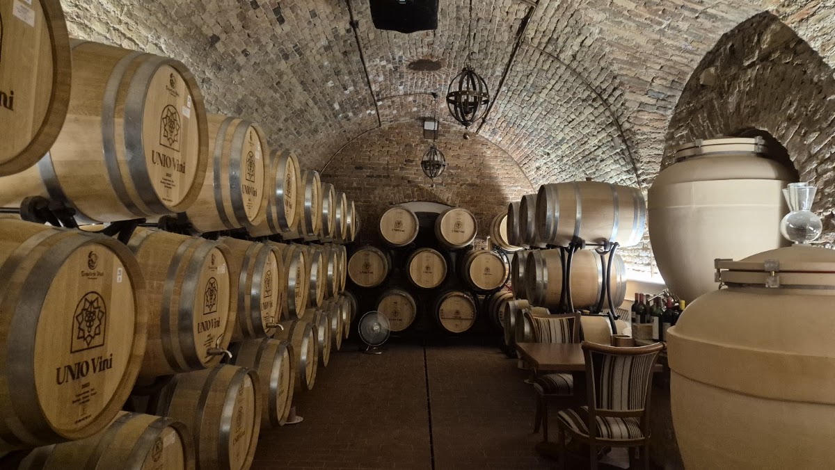 Foto di UNIO Vini - Restaurant în Cetatea Alba Iulia