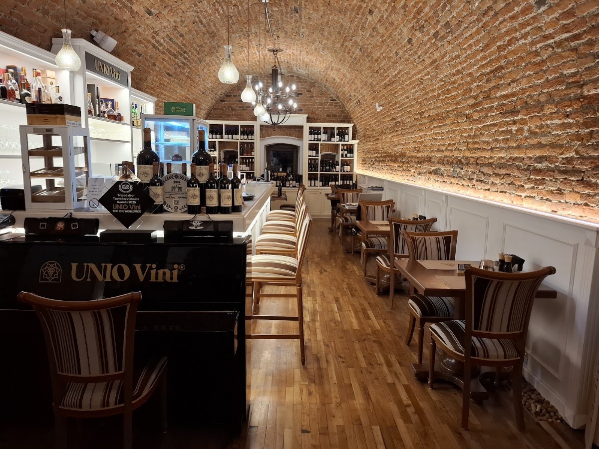 Foto di UNIO Vini - Restaurant în Cetatea Alba Iulia