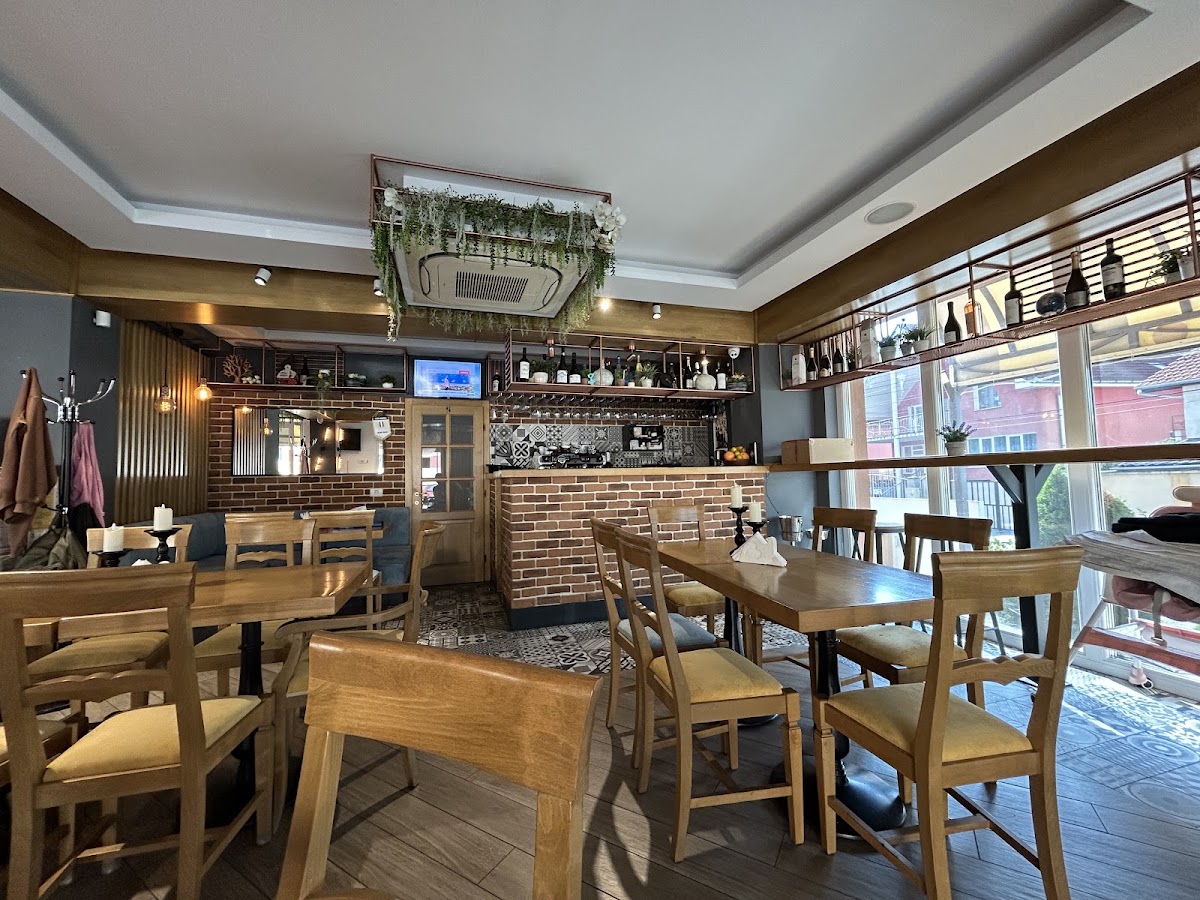 Fotografie a Restaurantului Crema