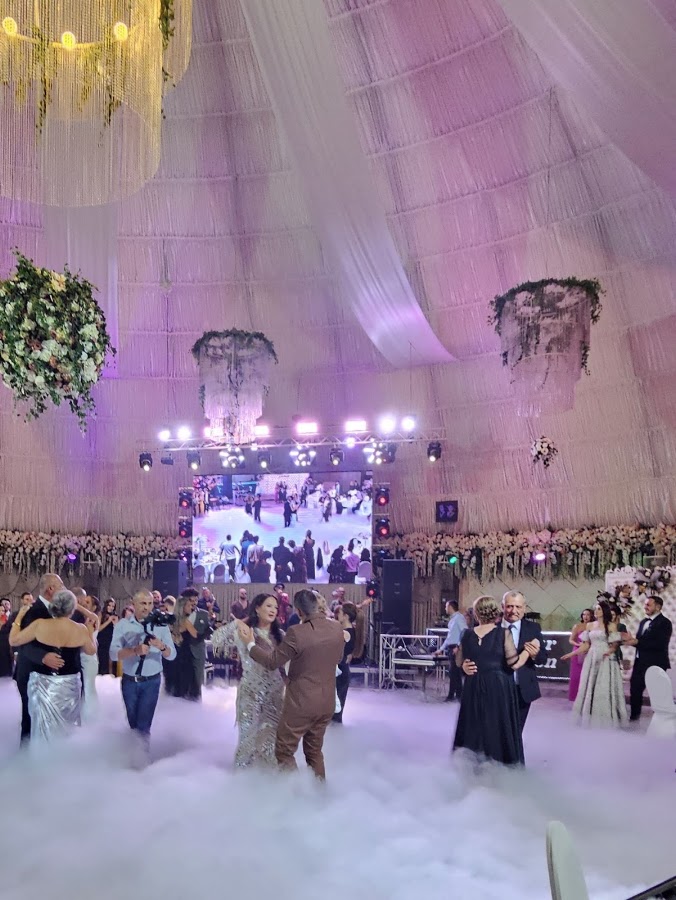 Foto di Pavilion Mercur