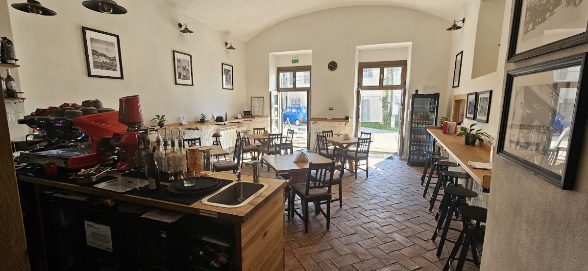 Fotografie de Bistro Roșia Montană