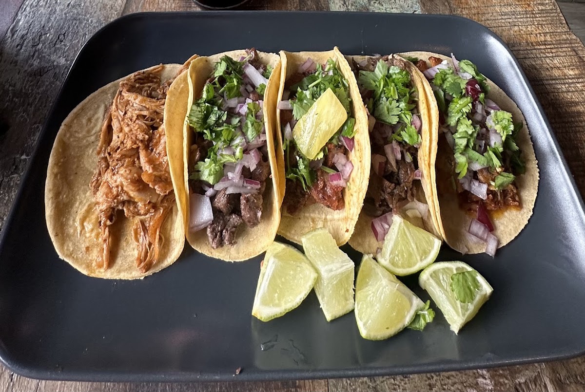 Photo de Casa de Tacos Victoriei