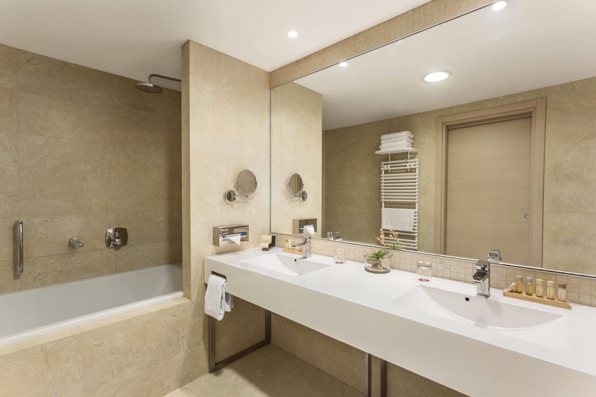 Fotografie de Ramada by Wyndham Oradea