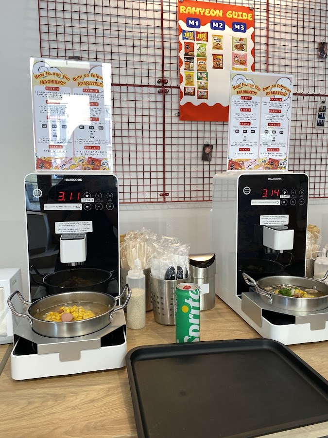Photo of Ramyeon Lab.