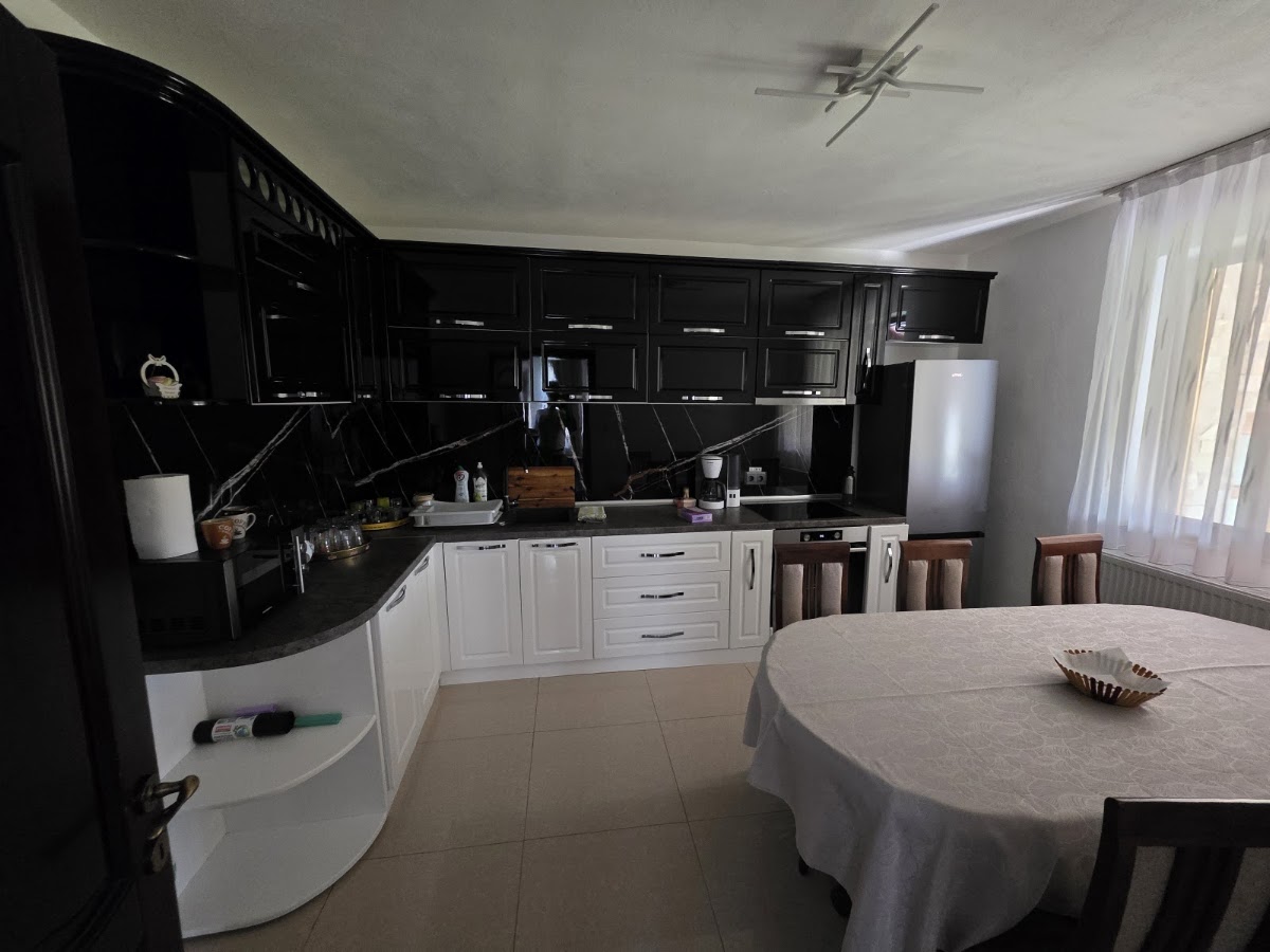 Photo de Casa CASY Regim Hotelier