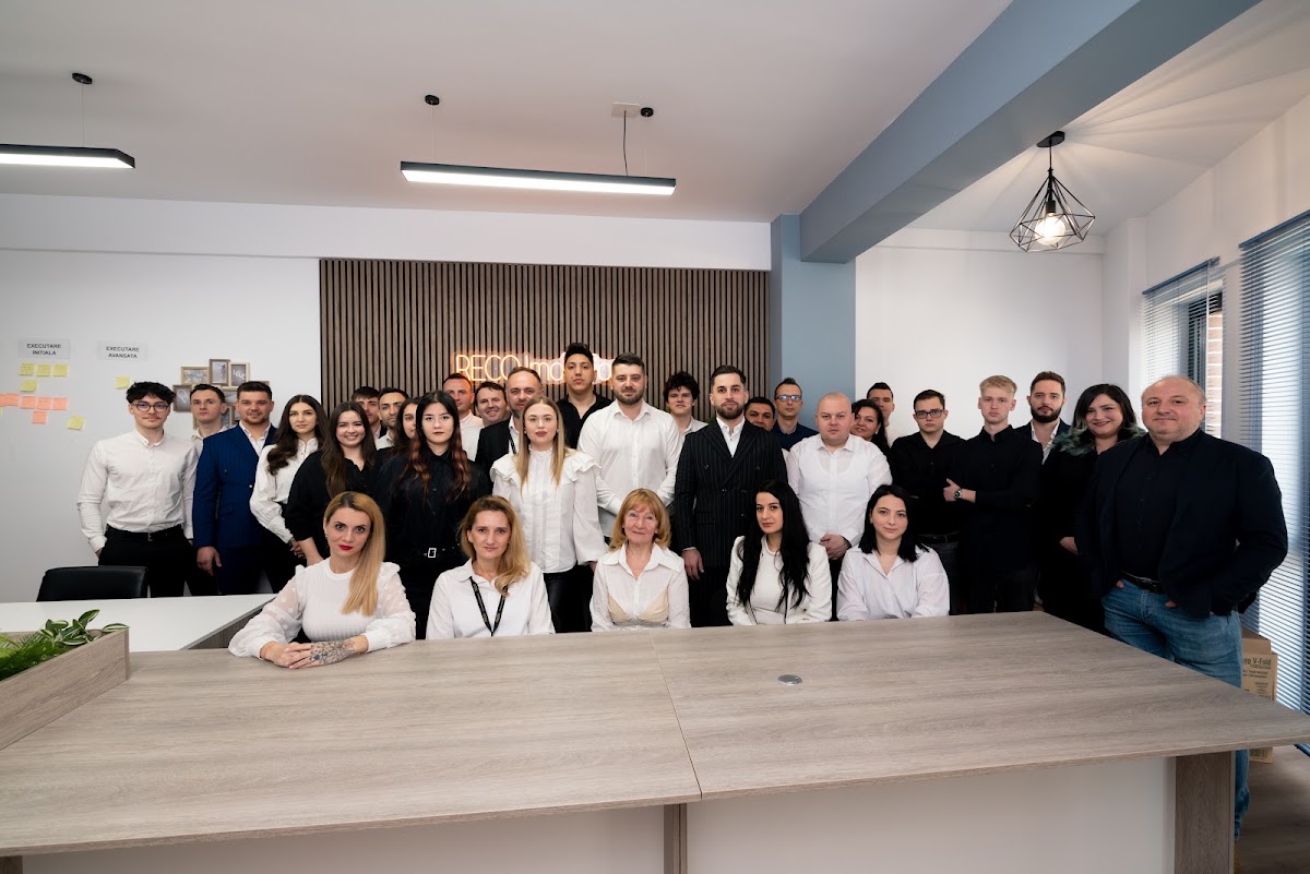 Titelbild von RECO Imobiliare - Locul 1 Top Afaceri Romania - Firma de incredere