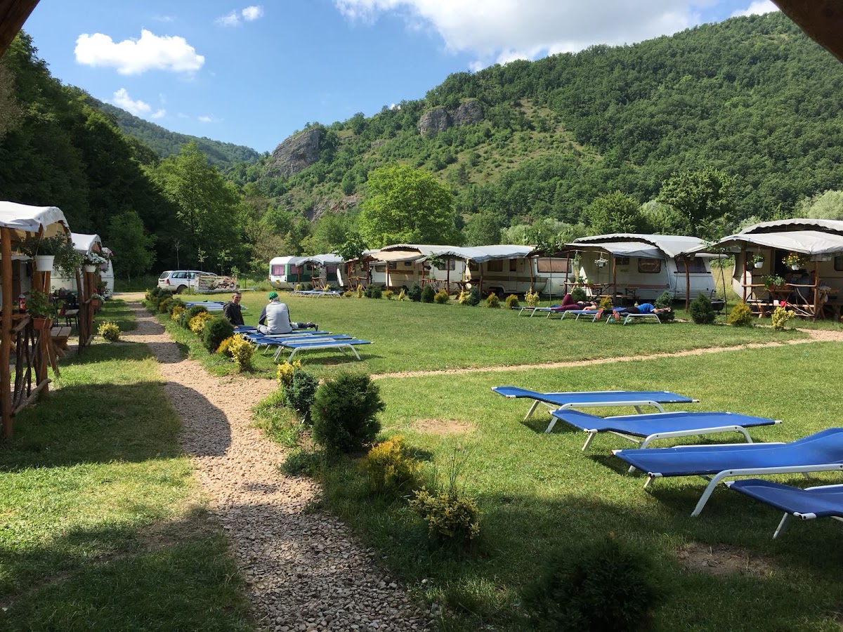 Photo du Camping "La Roulotte"