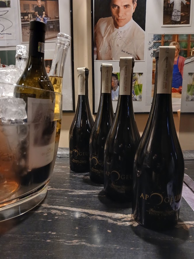 Photo de Clubul Degustatorilor de Vin Neautorizati