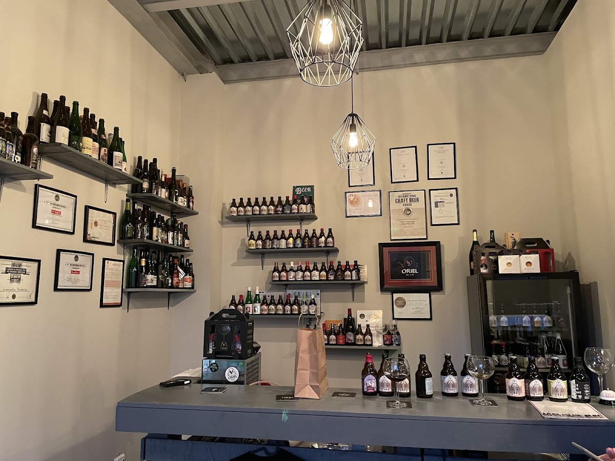 Foto von Oriel Beer - microberărie artizanală (spațiu de producție & magazin)