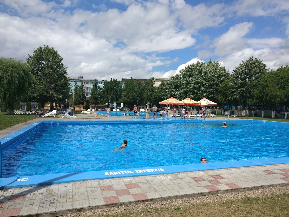 Photo de Strandul Termal Alesd